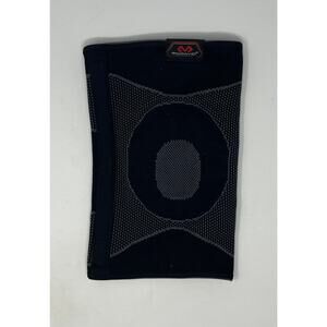 McDavid 5116 Gel Knee Sleeve Size XL Pre-Owned in good condition